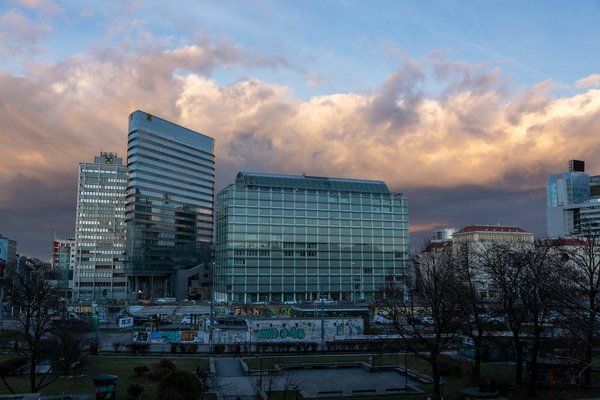 Civisme en Action : Comprendre les Droits et Obligations des Citoyens